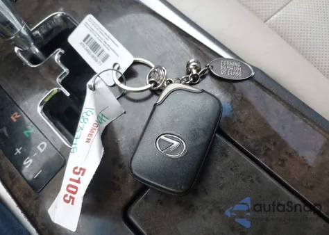 2010 Lexus Is 250C из США, поврежденный, VIN JTHFF2C25A2504405